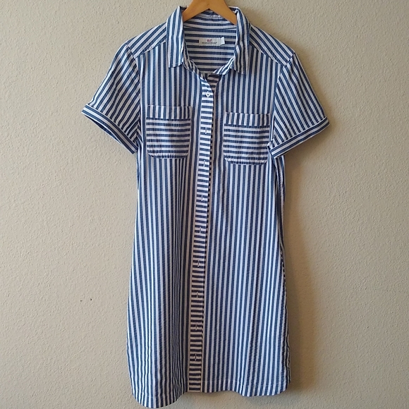 Vineyard Vines Dresses & Skirts - Vineyard Vines strip dress